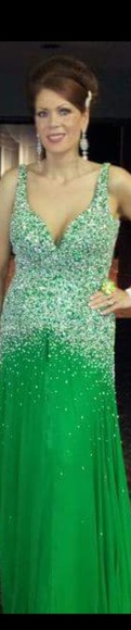 Tony Bowls collection gown limited edition Green - Picture 5 of 8